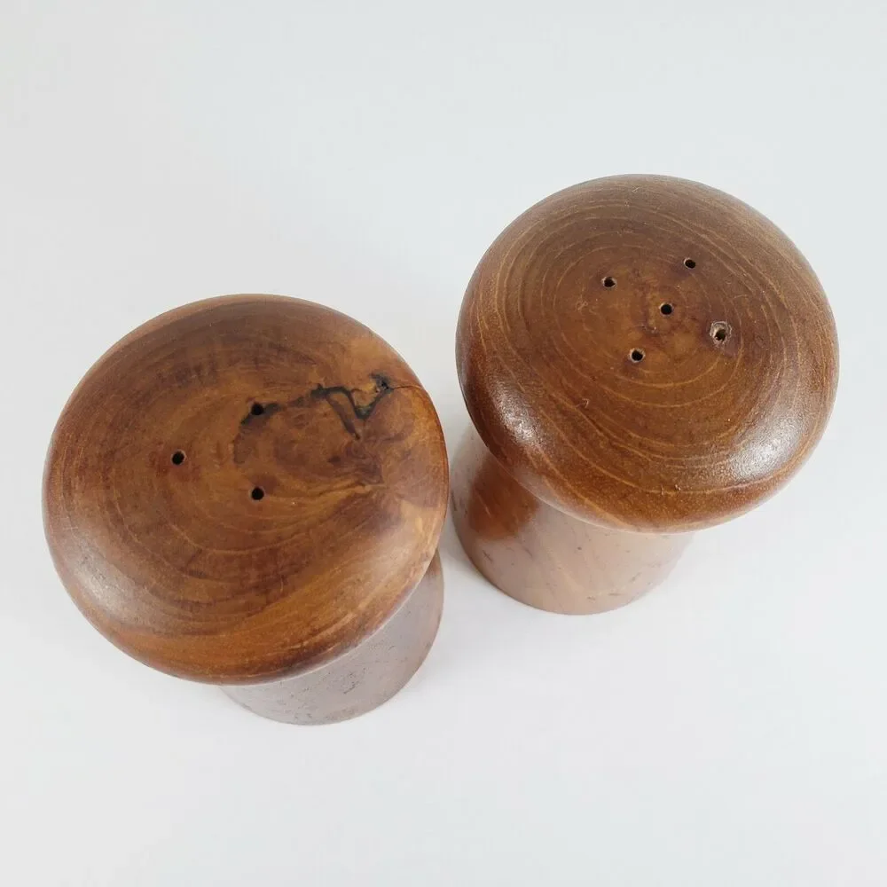VTG Mushroom Shape Wood Salt & Pepper Shakers Danish Style Cottage MCM